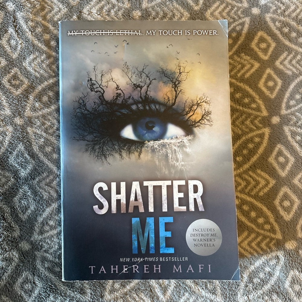 Shatter Me by Tahereh Mafi - Young Adult Dystopian Paperback Book - Booktok